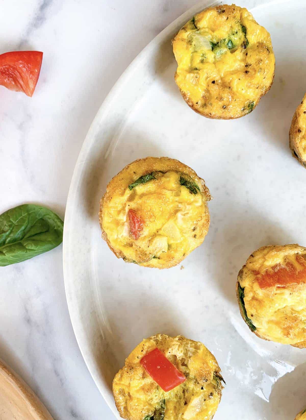 healthy mini breakfast egg muffins