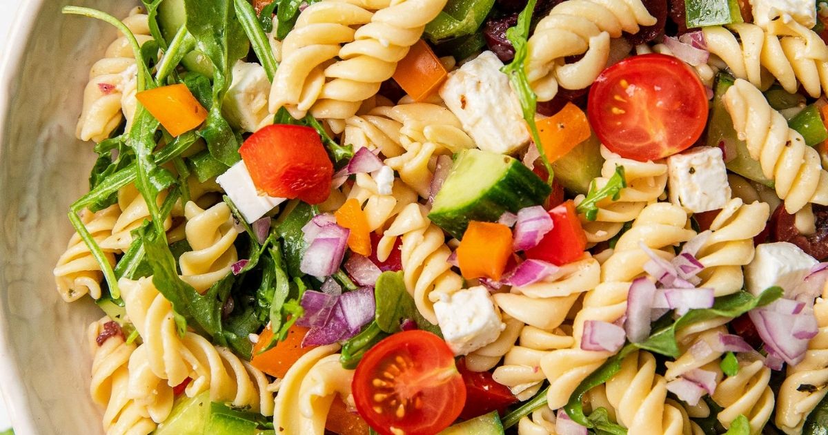 Healthy Greek Pasta Salad