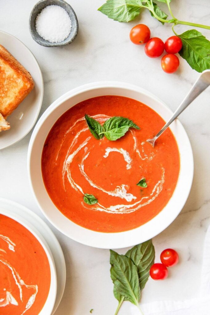 creamy vegan tomato soup with coconut milk
