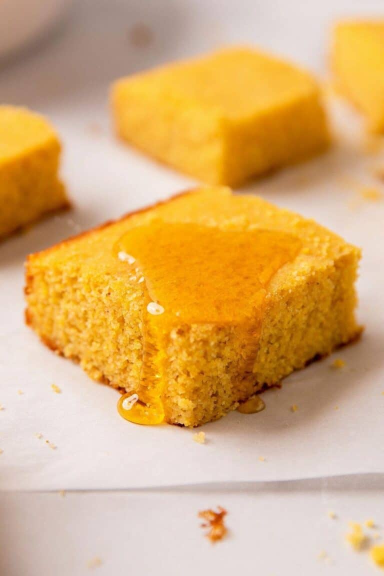 Healthy Almond Flour Cornbread (Gluten Free) Healthful Blondie