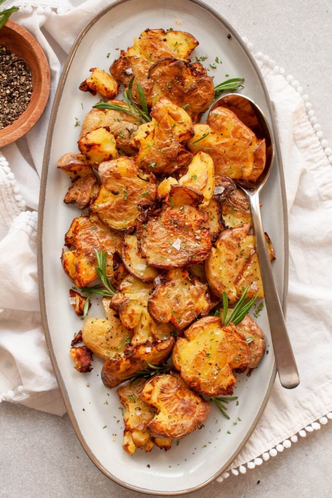 crispy smashed potatoes cooked in air fryer