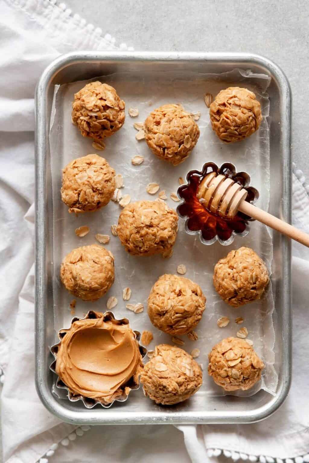 3 Ingredient Peanut Butter Oatmeal Balls Healthful Blondie 3-ingredient-peanut-butter-oatmeal-balls-healthful-blondie