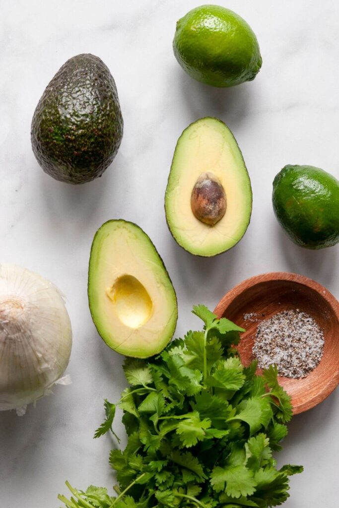 4 ingredients in this guacamole recipe