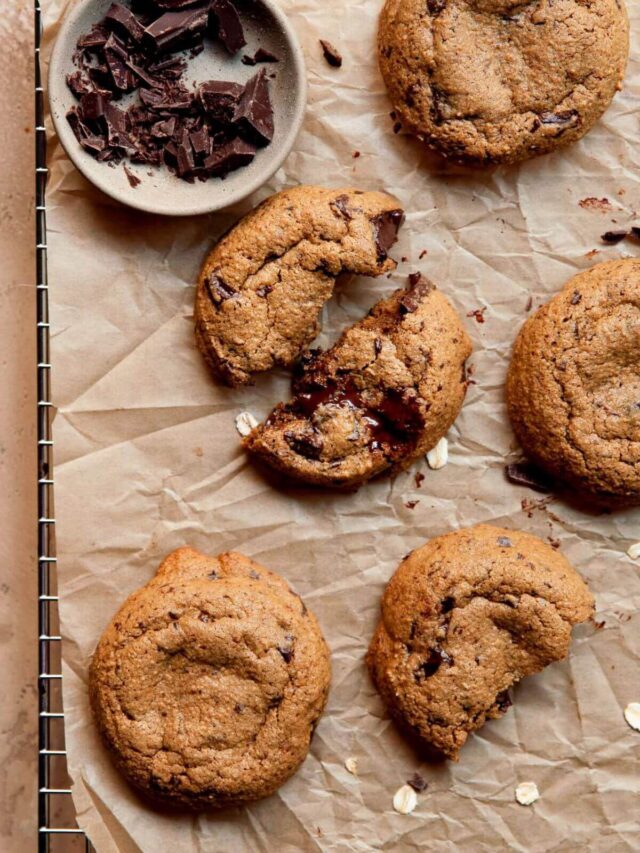 Oat Flour Chocolate Chip Cookies (Brown Butter)