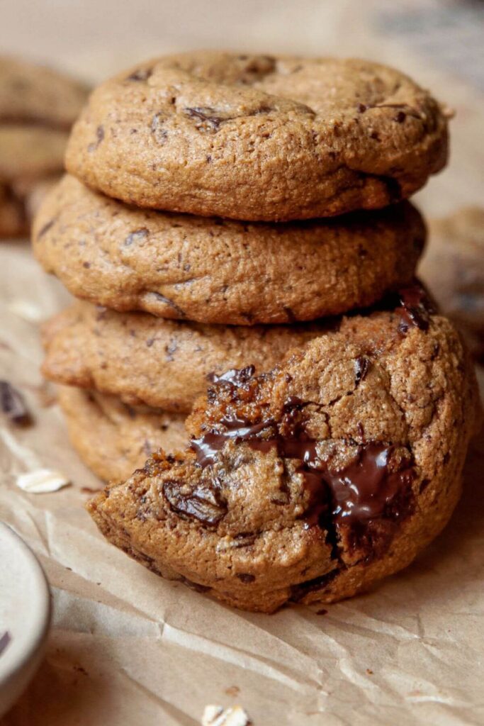 chewy brown butter oat flour chocolate chip cookies