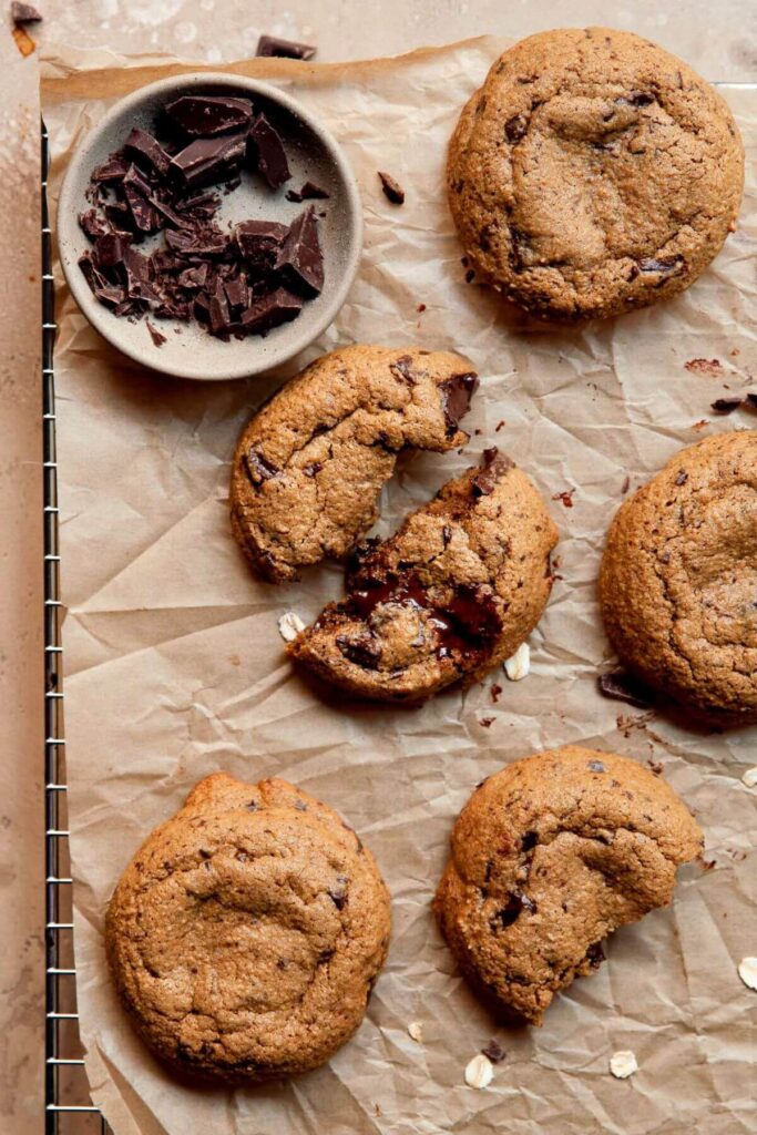 brown butter oat flour chocolate chip cookies