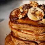 Flourless Banana Pancakes (healthy breakfast)