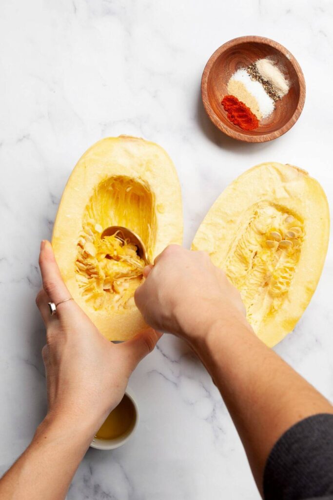 how to clean and deseed a whole spaghetti squash