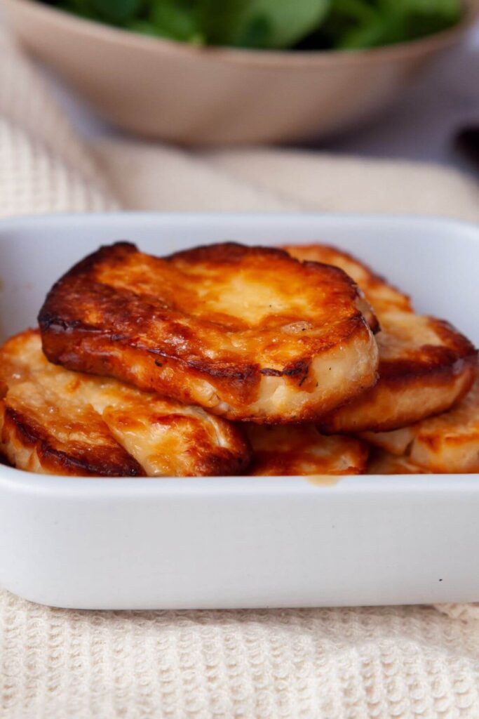 keto air fryer halloumi in a serving dish
