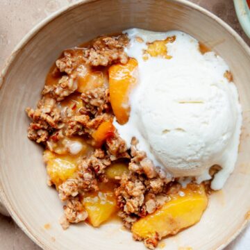 healthy and gluten-free peach crisp recipe