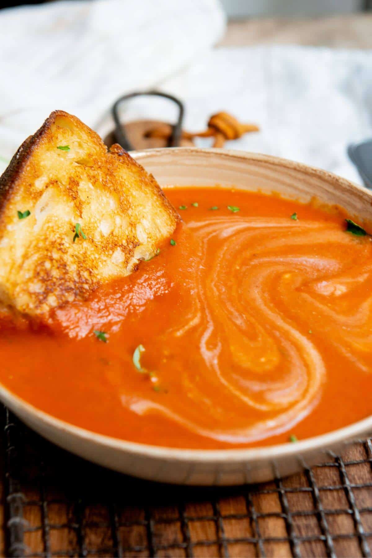healthy tomato soup