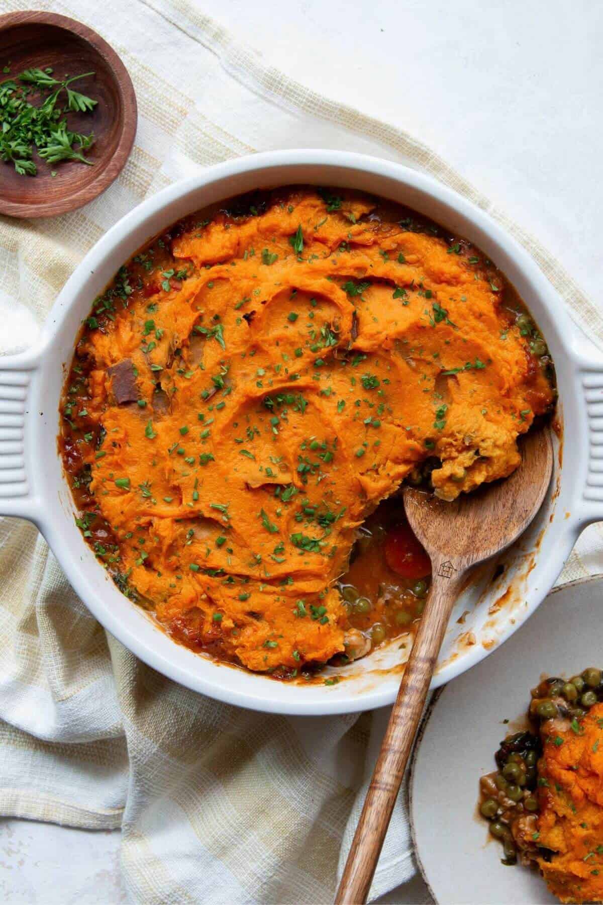 Healthy shepherd's pie topped creamy mashed sweet potato topping made with Greek yogurt (no heavy cream).