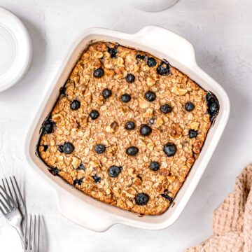 best vegan baked oatmeal recipe with over 15 flavor variations