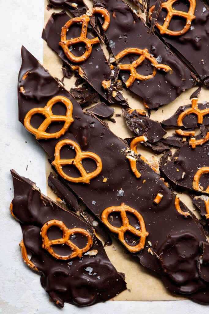 chocolate bark with pretzels