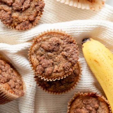 healthy crumb banana muffins with streusel on top