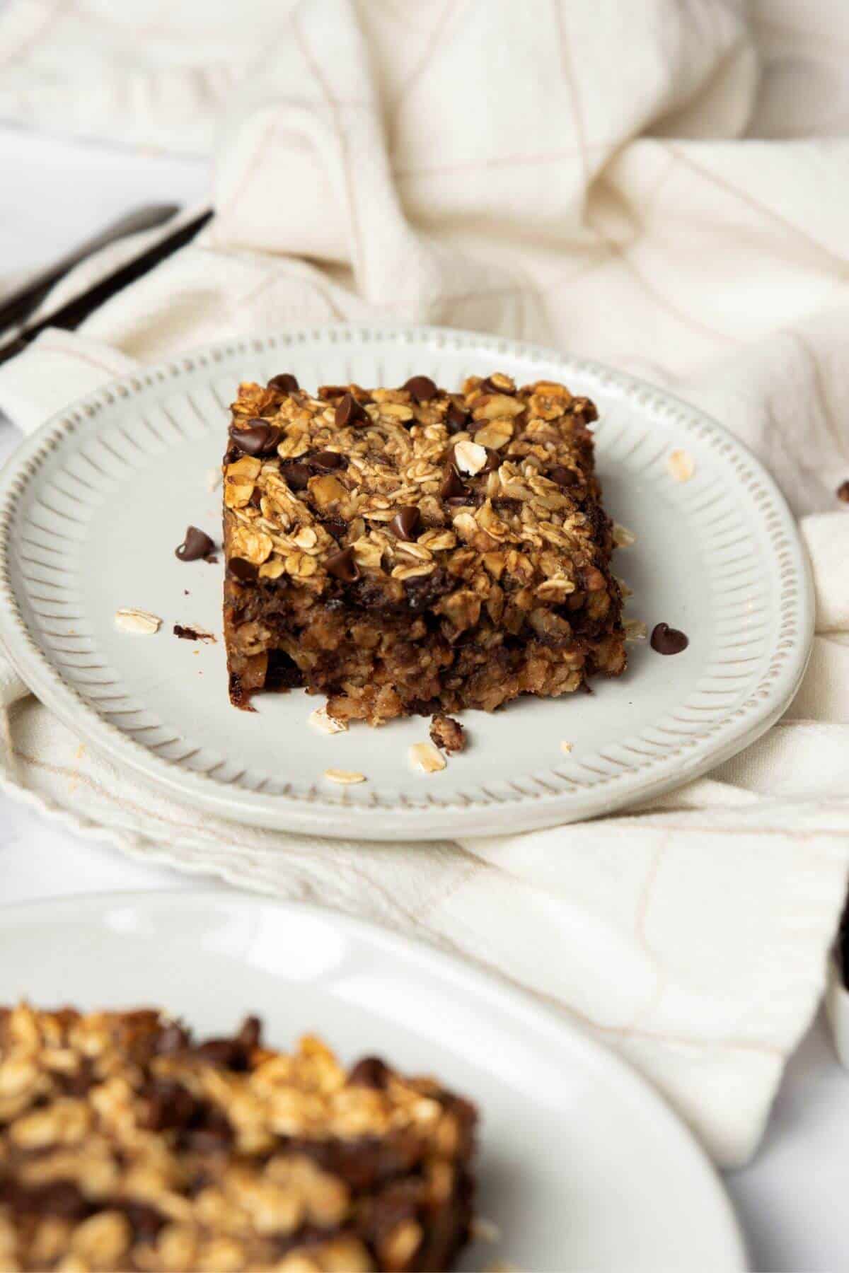 Vegan Baked Oatmeal (15 Flavors!) - Healthful Blondie