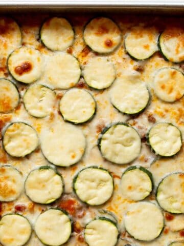Easy ground beef and zucchini casserole made with cottage cheese.