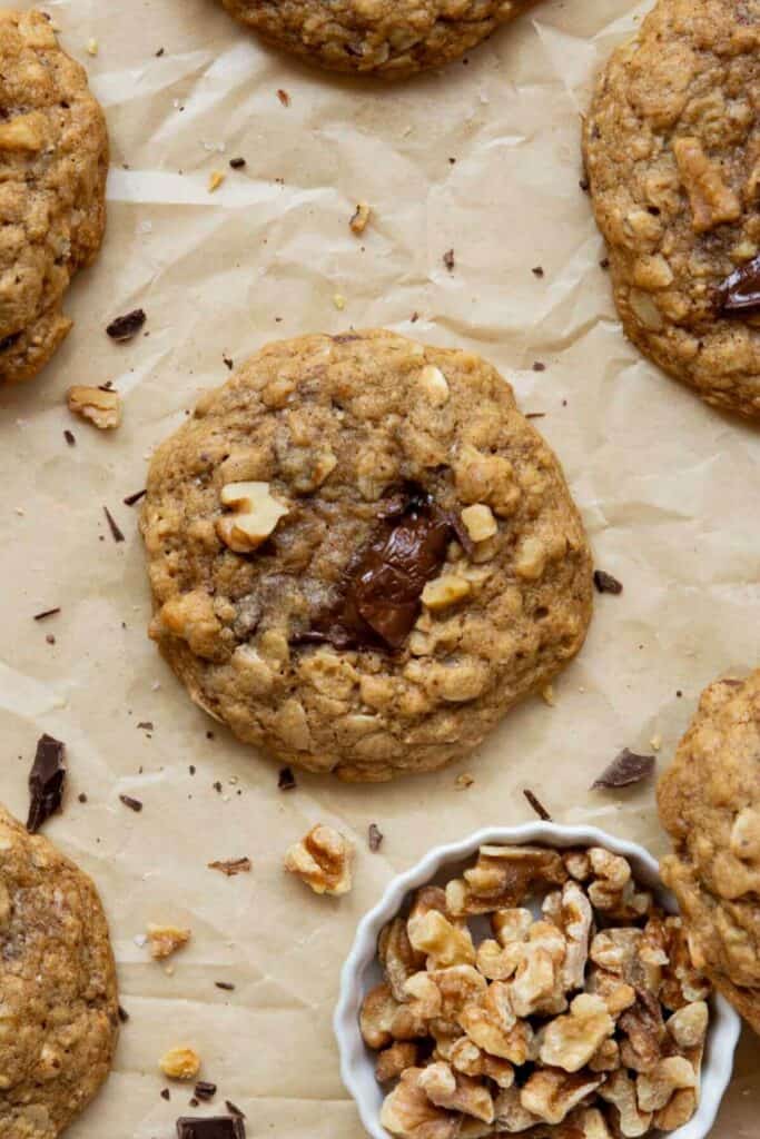 healthy oatmeal chocolate chip cookies