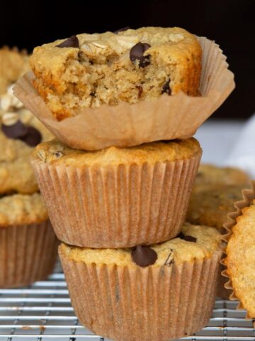 Super fluffy and moist healthy chocolate chip oatmeal muffins made without bananas.