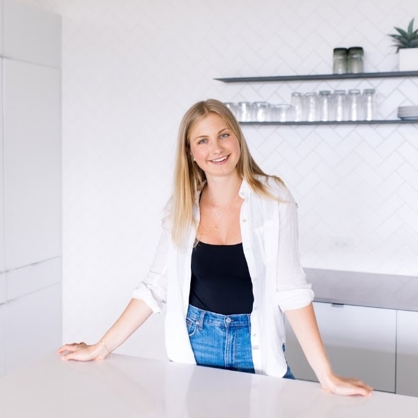 Portrait of Tati, healthy recipe developer, in the kitchen