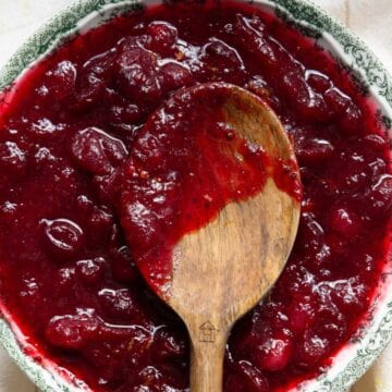 Easy, 15 minute healthy cranberry orange sauce that's naturally sweetened with honey.