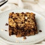 Easy Vegan Baked Oatmeal (15 Flavor Ideas for Breakfast)