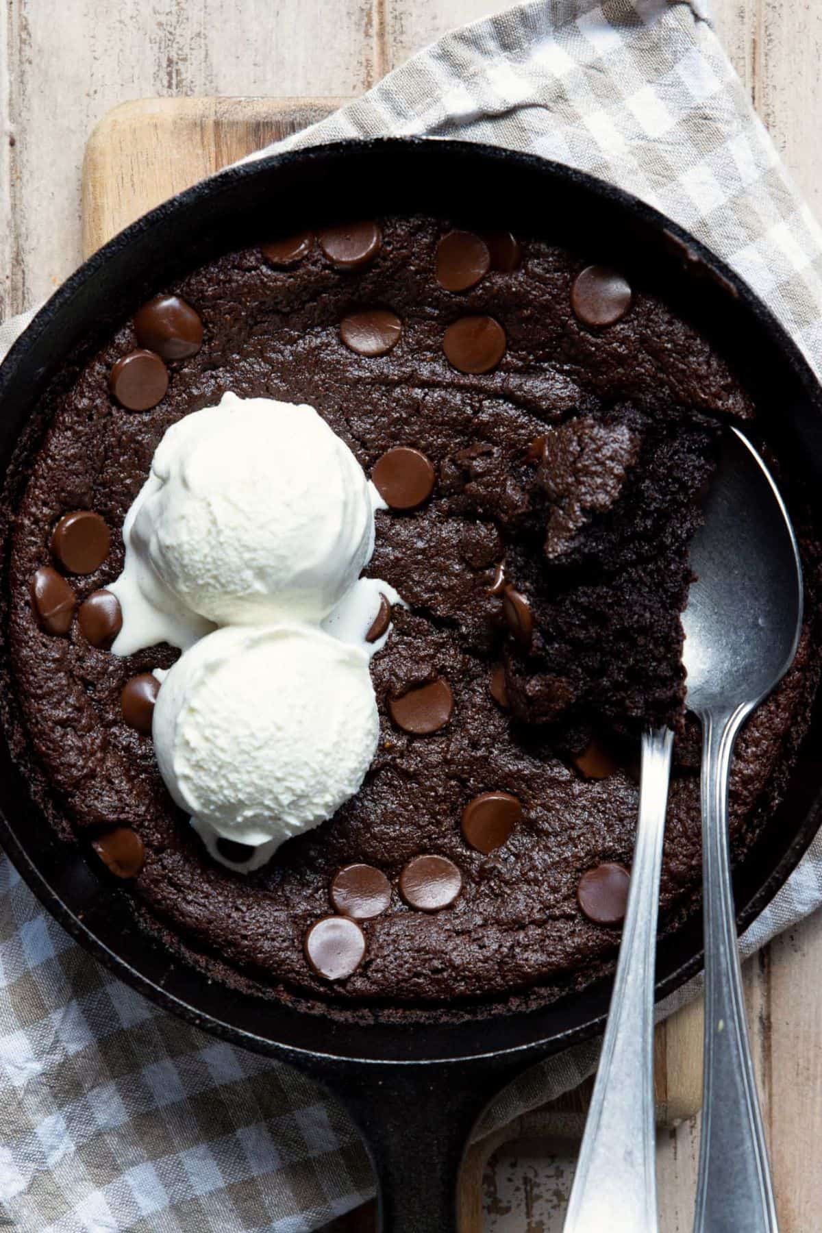 Inside gooey and rich cast iron brownie skillet.