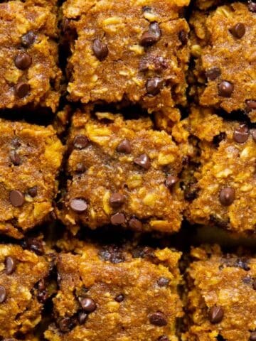 Super moist, healthy pumpkin chocolate chip oatmeal bars.